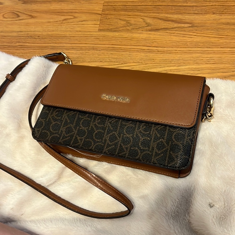 Calvin Klein crossbody